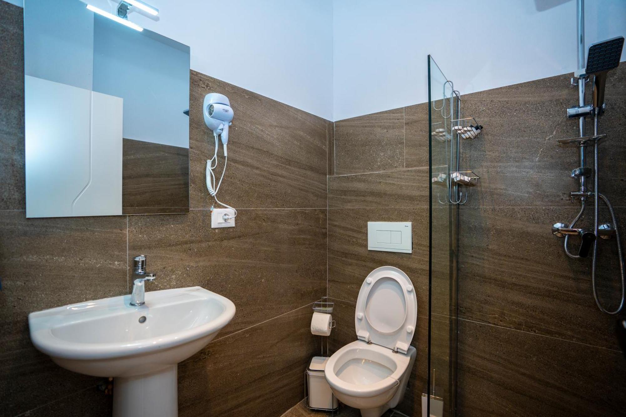 Gjuhadoli Hotel Restaurant Shkodër Eksteriør bilde