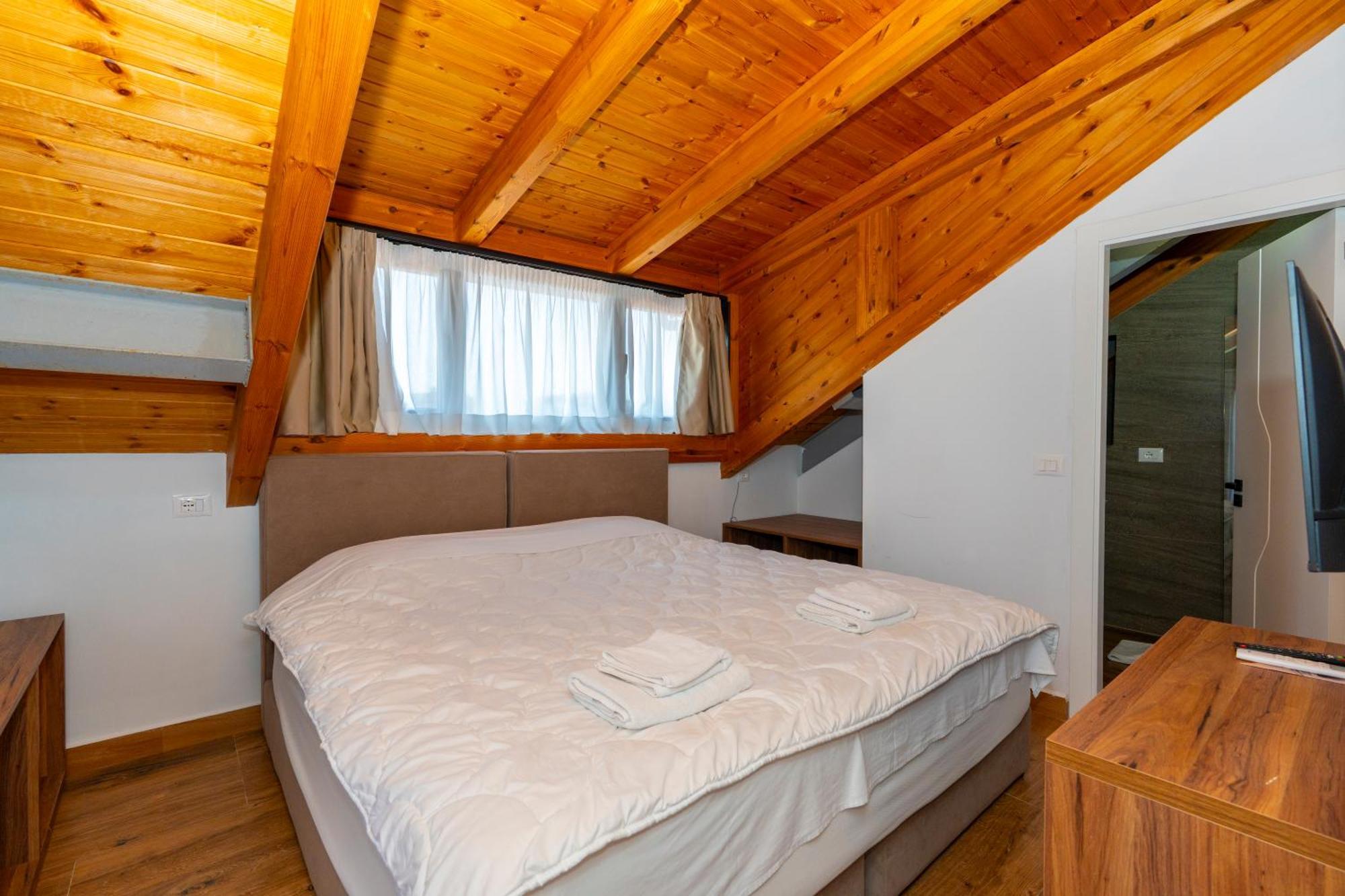 Gjuhadoli Hotel Restaurant Shkodër Eksteriør bilde