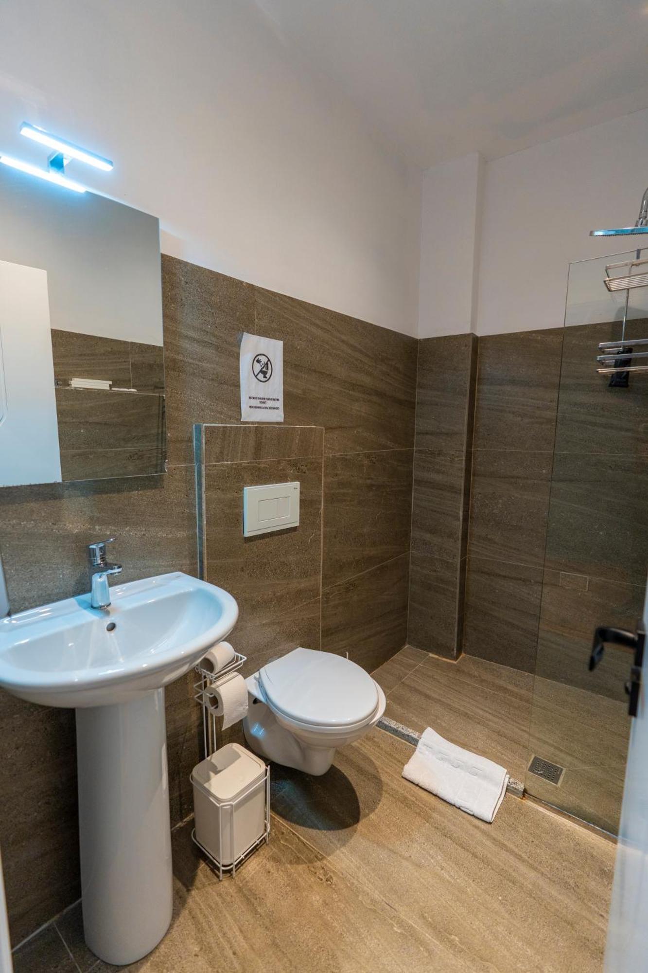 Gjuhadoli Hotel Restaurant Shkodër Eksteriør bilde
